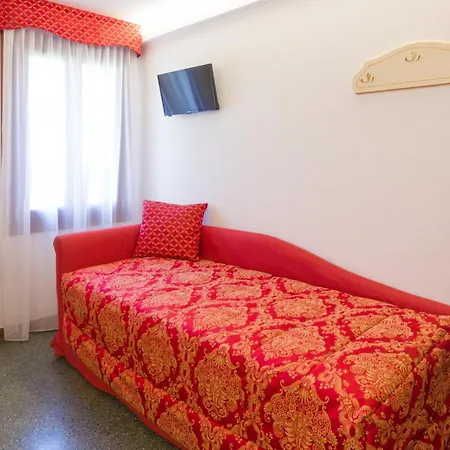 Hotel Leonardo-2